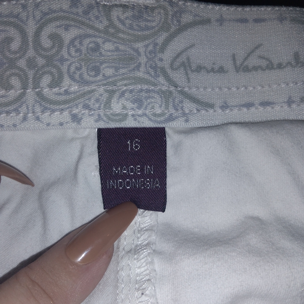 Gloria Vanderbilt Capri pants size 16 - Picture 2 of 9